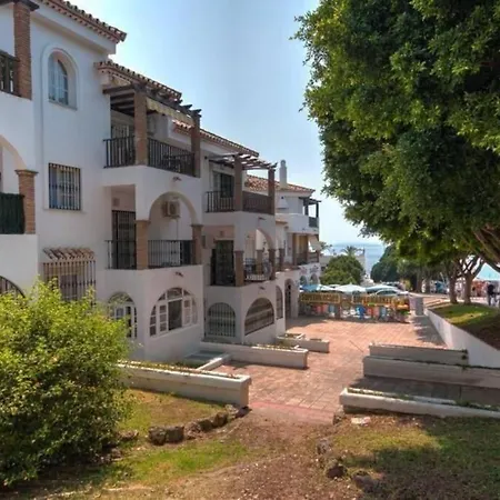 Macas Parque De La Paloma Pueblo Quinta Con Vistas Al Mar Piscina Y A 3 Minutos De La Playa Benalmádena
